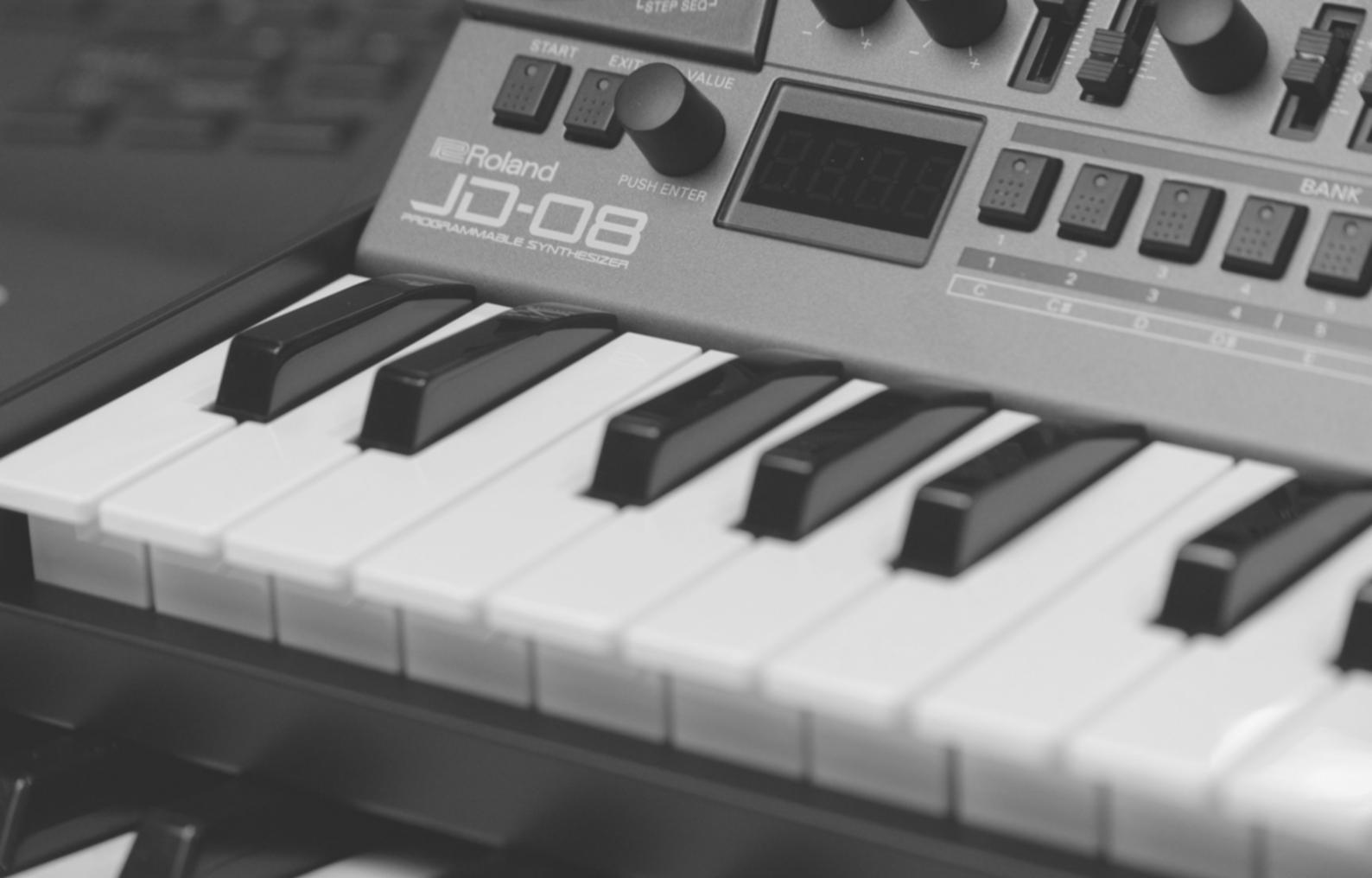 Strumenti musicali durante una jam session